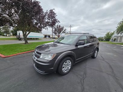 Used 2017 Dodge Journey SE w/ Flexible Seating Group