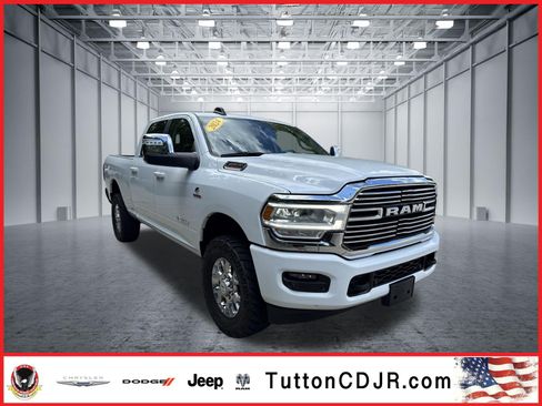 Used 2024 RAM 2500 Laramie w/ Safety Group AWD/4WD image 1