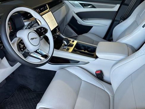 New 2026 Jaguar F-PACE R-Dynamic S AWD/4WD image 9