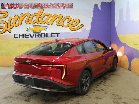 Used 2025 Kia K4 FWD image 8
