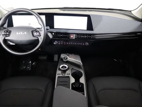 Used 2024 Kia EV6 Light RWD image 13