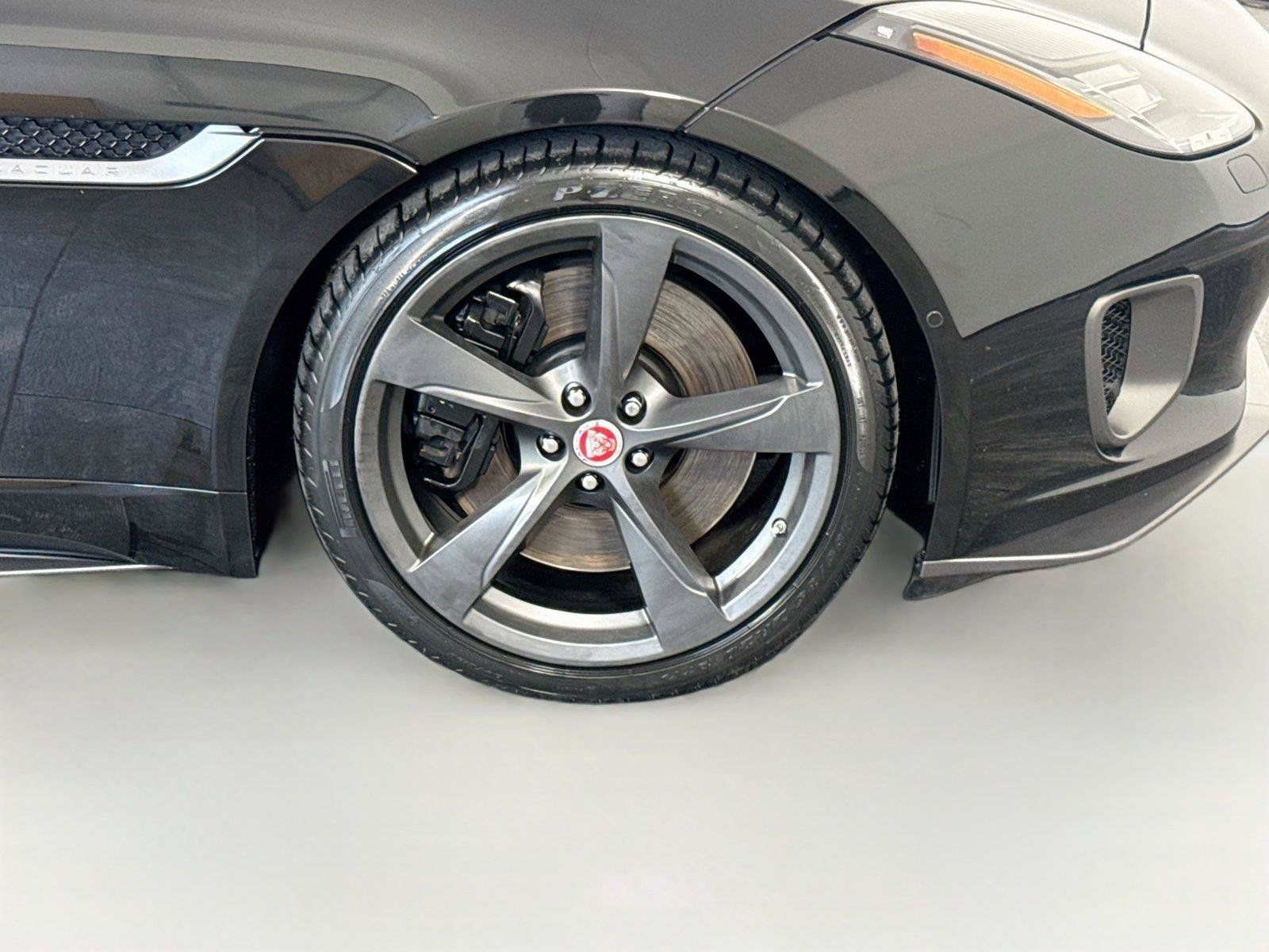 Used 2018 Jaguar F-TYPE 400 Sport RWD image 36