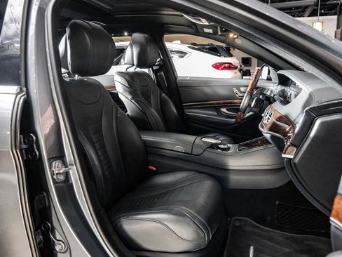 Used 2018 Mercedes-Benz S 560 4MATIC Sedan image 29