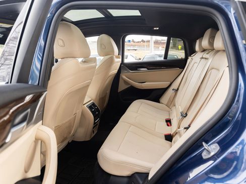 Used 2019 BMW X4 xDrive30i w/ Premium Package image 29