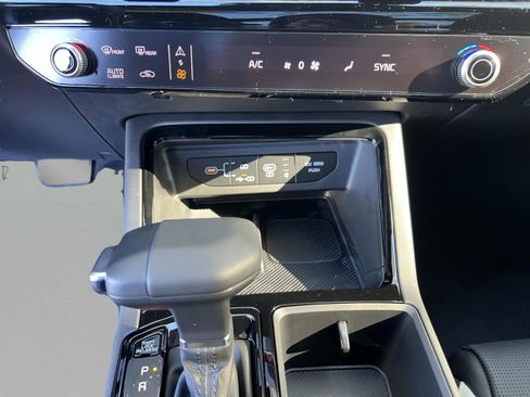 New 2025 Kia K5 GT-Line w/ GT-Line Premium Package image 21
