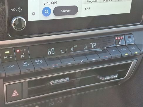 Certified 2025 Toyota Camry image 15