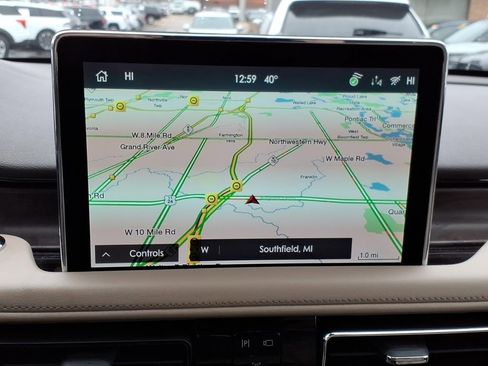 Used 2023 Lincoln Aviator Reserve w/ Equipment Group 201A image 20