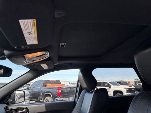 Used 2021 Dodge Durango GT image 13