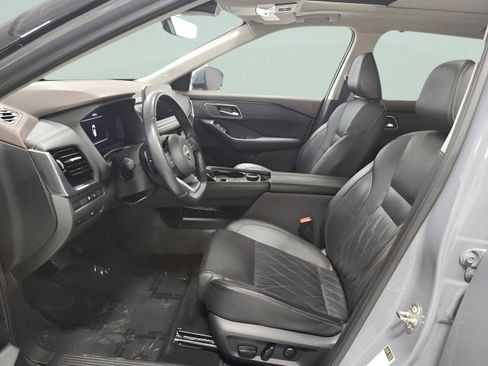 Used 2023 Nissan Rogue Platinum w/ Platinum Premium Package image 22