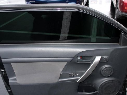 Used 2015 Scion tC image 12