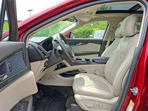 Used 2017 Lincoln MKX Reserve w/ Lincoln MKX Climate Package AWD/4WD image 13