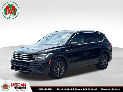 Used 2022 Volkswagen Tiguan SE w/ Panoramic Sunroof Package AWD/4WD image 1