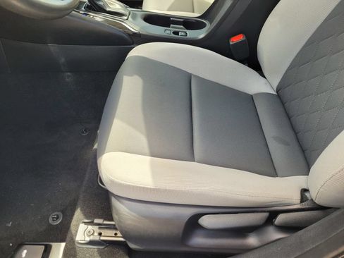 Used 2023 Toyota Corolla LE w/ Carpet Mat Package (TMS) FWD image 17