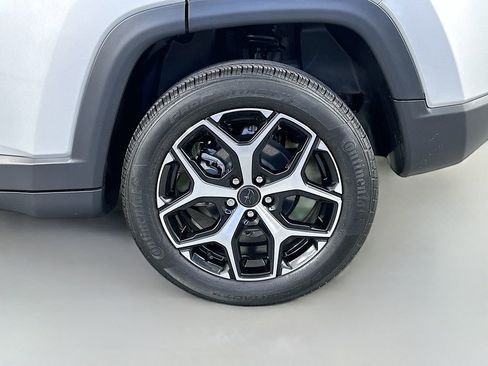 Used 2025 Jeep Compass Limited AWD/4WD image 34