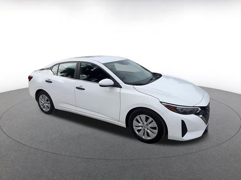 Used 2025 Nissan Sentra S image 2