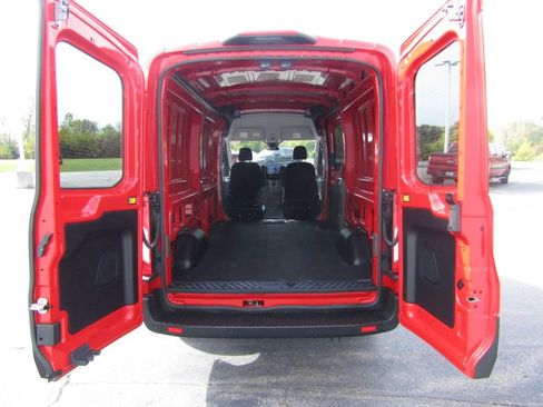 Used 2024 Ford E-Transit 148 Medium Roof image 6