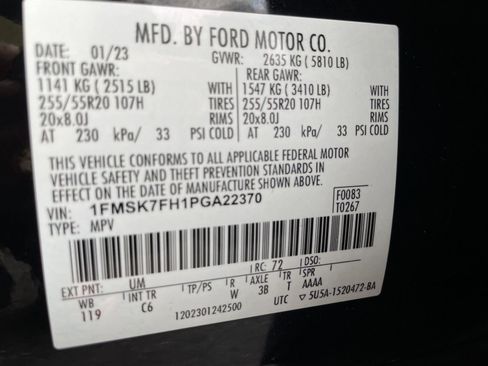 Used 2023 Ford Explorer Limited w/ Equipment Group 301A RWD image 12
