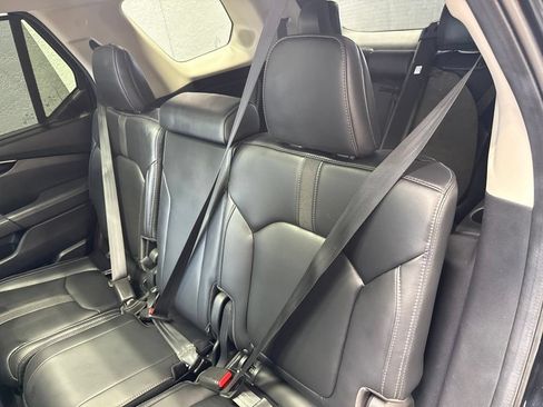 Used 2024 Honda Pilot Touring image 32
