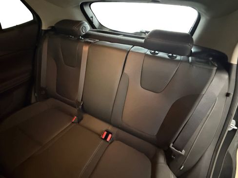 Used 2023 Buick Encore GX Preferred image 17