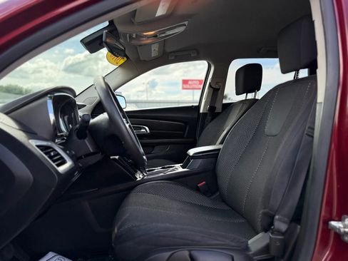 Used 2016 GMC Terrain SLE FWD image 19