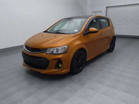 Used 2018 Chevrolet Sonic Premier image 2