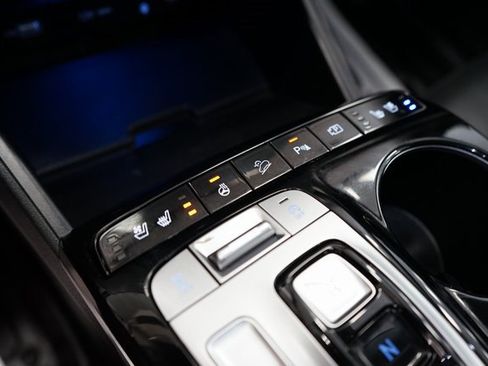 Used 2022 Hyundai Tucson Limited image 45