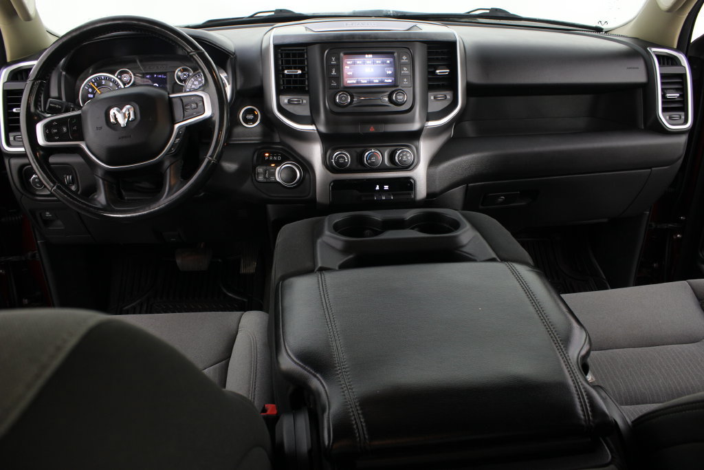 Used 2020 RAM 1500 Big Horn AWD/4WD image 9