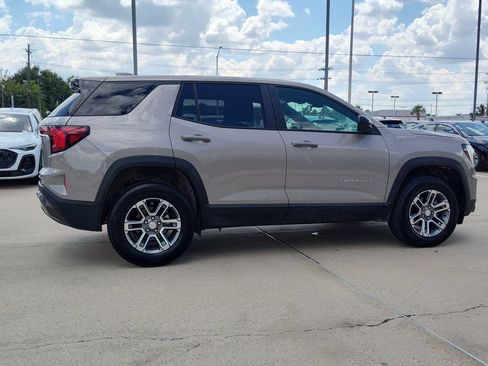 Used 2026 GMC Terrain Elevation FWD image 11