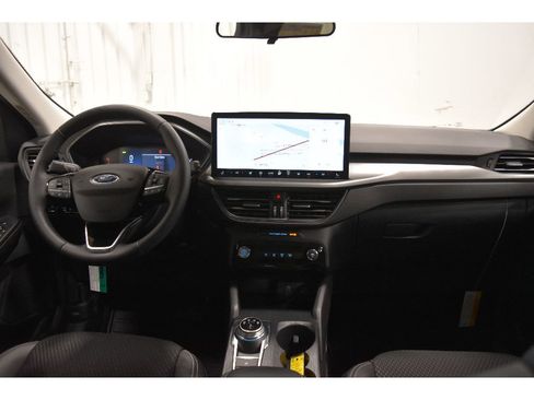 New 2025 Ford Escape SE image 29