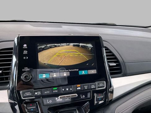 Used 2018 Honda Odyssey Touring image 26