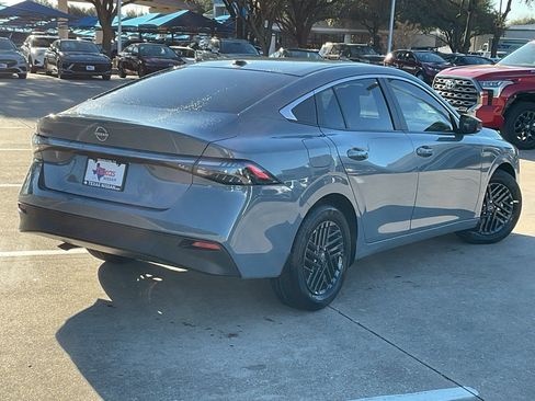 New 2026 Nissan Sentra SV w/ SV Convenience Package image 5