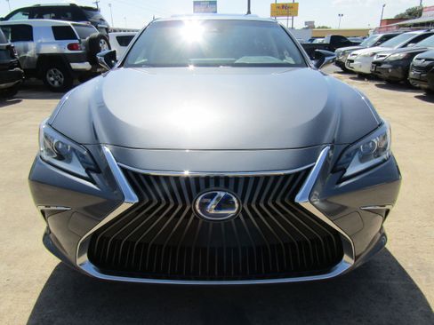 Used 2019 Lexus ES 300h image 7