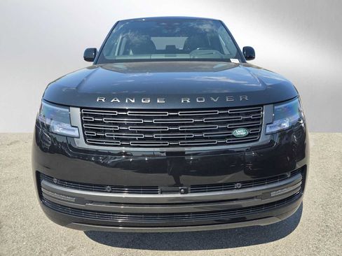 New 2025 Land Rover Range Rover SE image 2