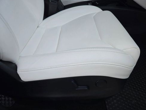 Used 2019 Tesla Model X Long Range image 29