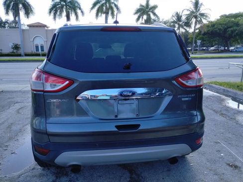 Used 2014 Ford Escape Titanium w/ Equipment Group 401A AWD/4WD image 9