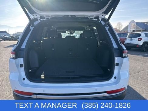 New 2026 Jeep Grand Cherokee Limited image 7