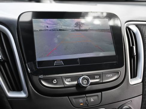 Used 2024 Chevrolet Malibu LT FWD image 29