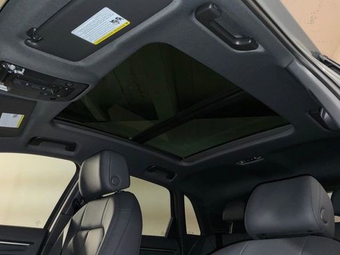 New 2025 Audi Q3 2.0T Premium image 5