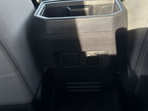 Used 2025 Toyota Tacoma TRD Off-Road image 29