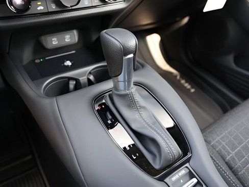 New 2026 Honda HR-V LX image 25