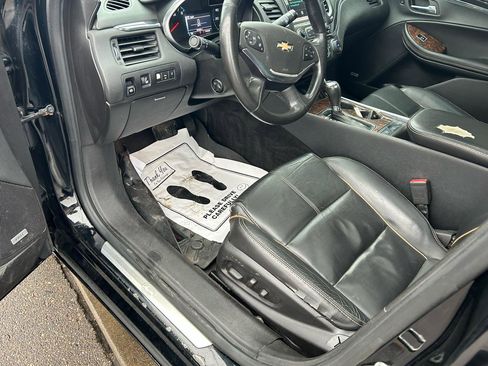 Used 2015 Chevrolet Impala LTZ FWD image 10