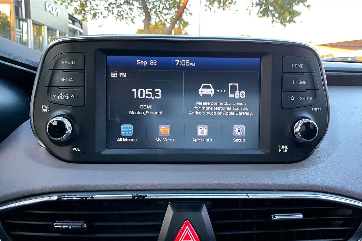 Used 2019 Hyundai Santa Fe SEL FWD image 31