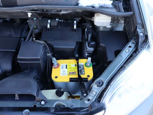 Used 2014 Toyota Sienna LE image 40