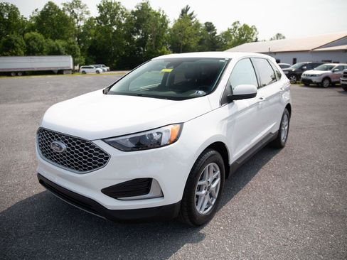 Used 2024 Ford Edge SEL image 7