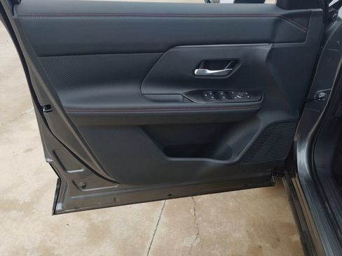New 2026 Nissan Kicks SR FWD image 14