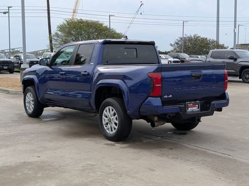 Used 2024 Toyota Tacoma SR5 image 9
