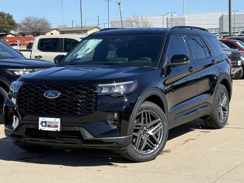 New 2026 Ford Explorer ST-Line w/ ST-Line Street Pack image 31