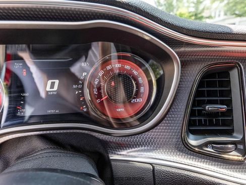 Used 2016 Dodge Challenger SRT Hellcat RWD image 25