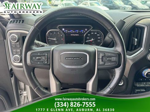 Used 2021 GMC Sierra 2500 Denali w/ Denali Ultimate Package AWD/4WD image 18