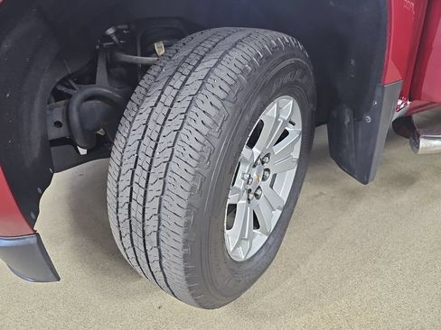 Used 2019 Chevrolet Colorado LT w/ LT Convenience Package AWD/4WD image 36